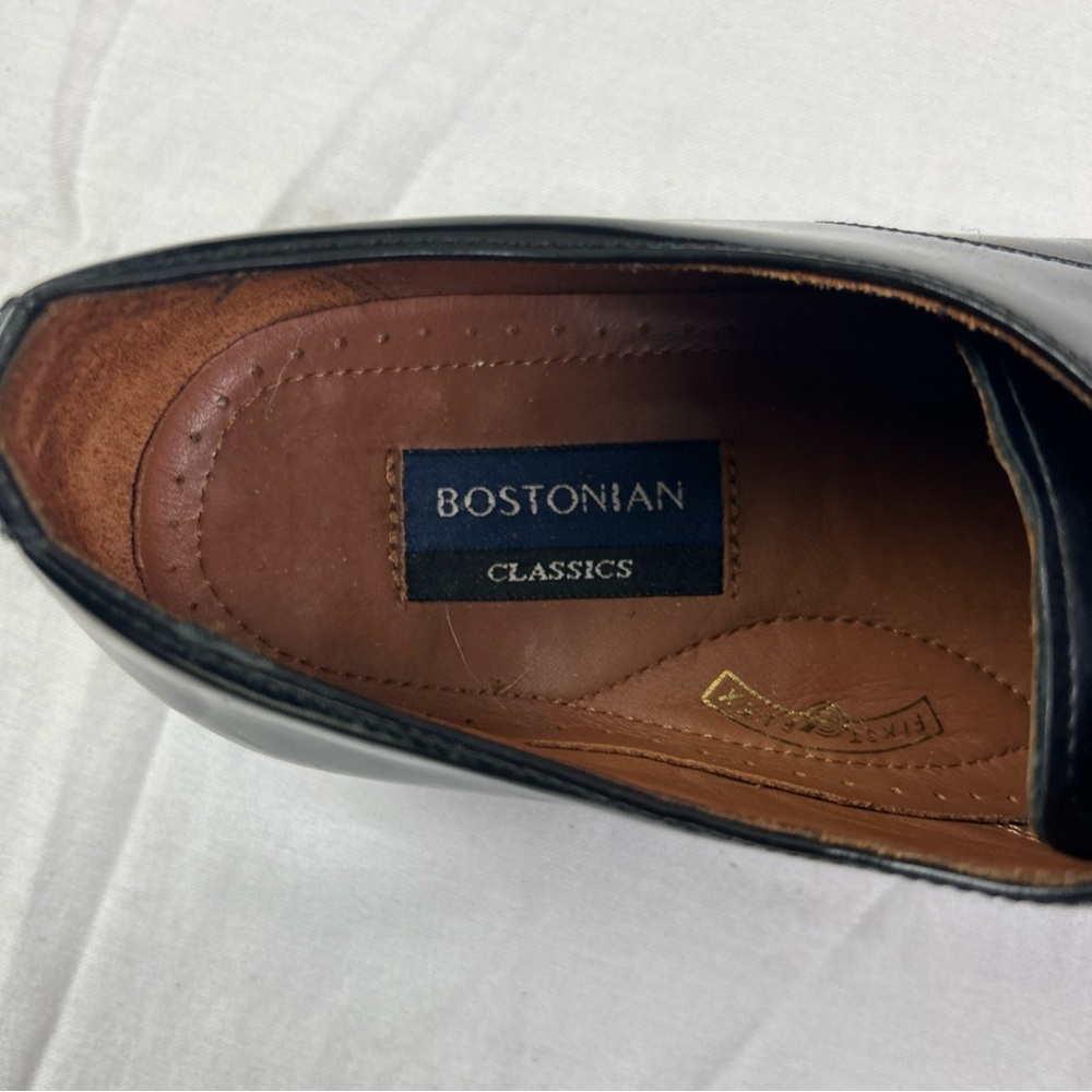 Bostonian Black Leather Men's Oxfords - Picture 6 of 8